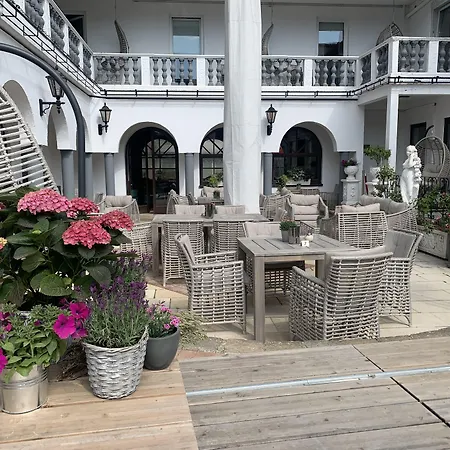 Boutiquehotel Goldhahn Bio Sport & Wellness 3* 阿伦