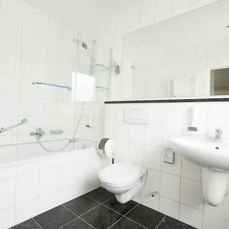 Boutiquehotel Goldhahn Bio Sport & Wellness 3*